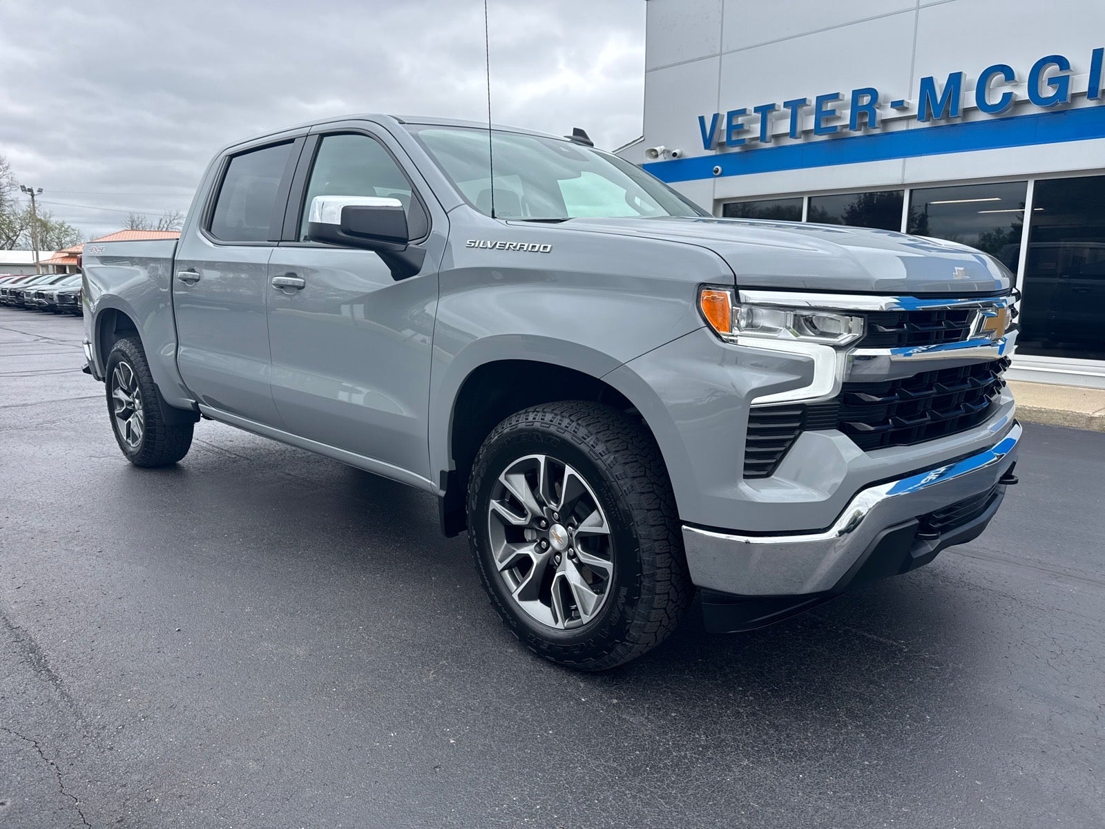2024 Chevrolet Silverado 1500 LT (2FL)
