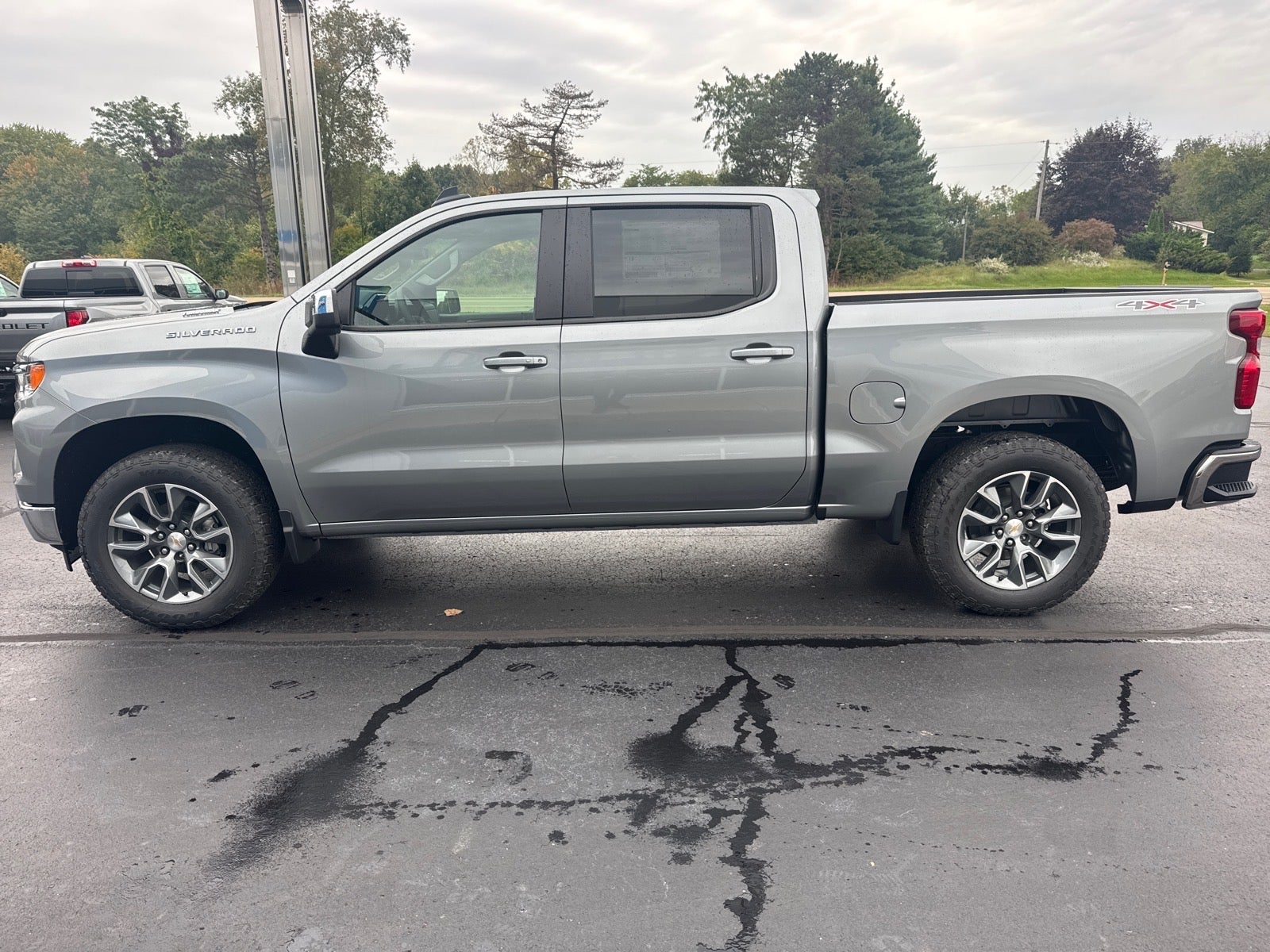 2026 Chevrolet Silverado 1500 LT - Photo 6