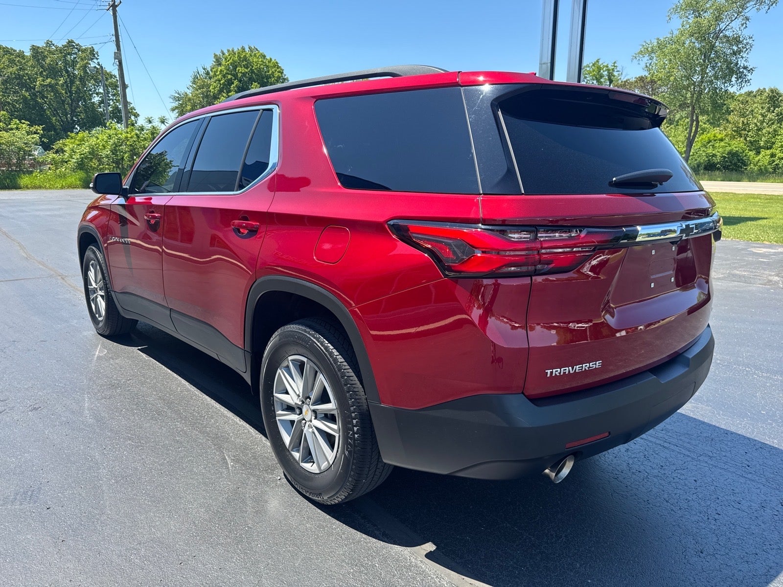 2023 Chevrolet Traverse LT Cloth