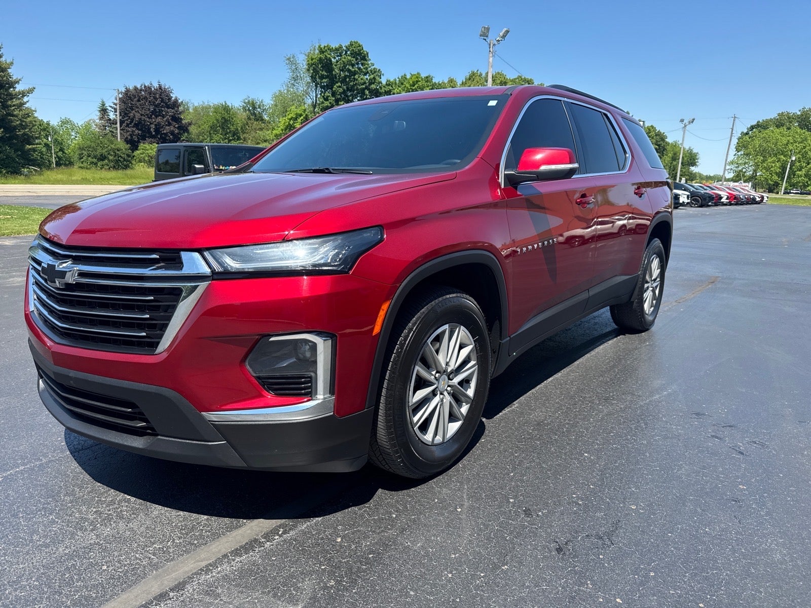 2023 Chevrolet Traverse LT Cloth