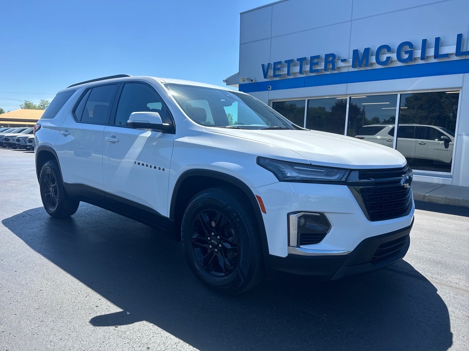 2023 Chevrolet Traverse LT Cloth