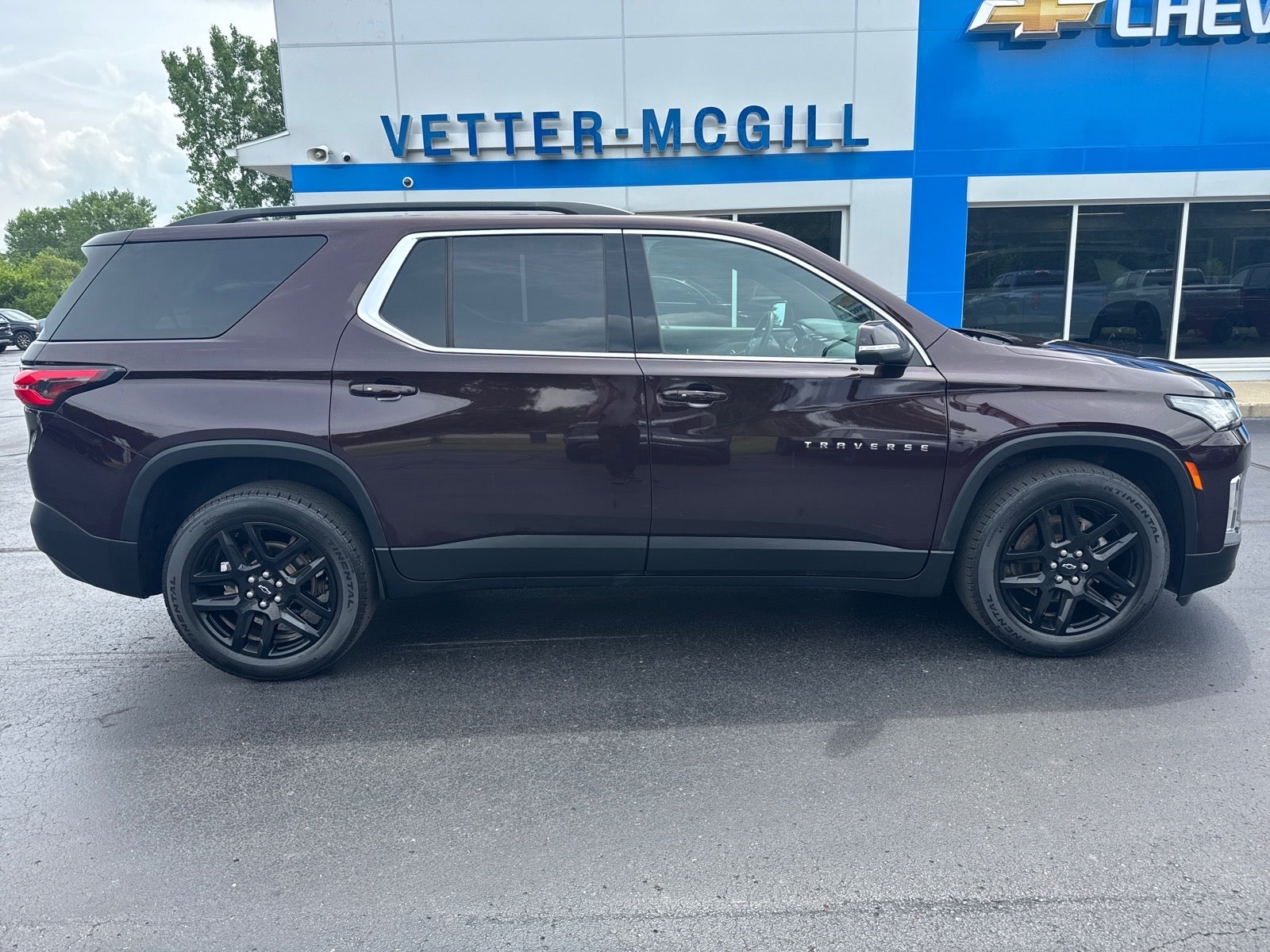 2023 Chevrolet Traverse LT Cloth