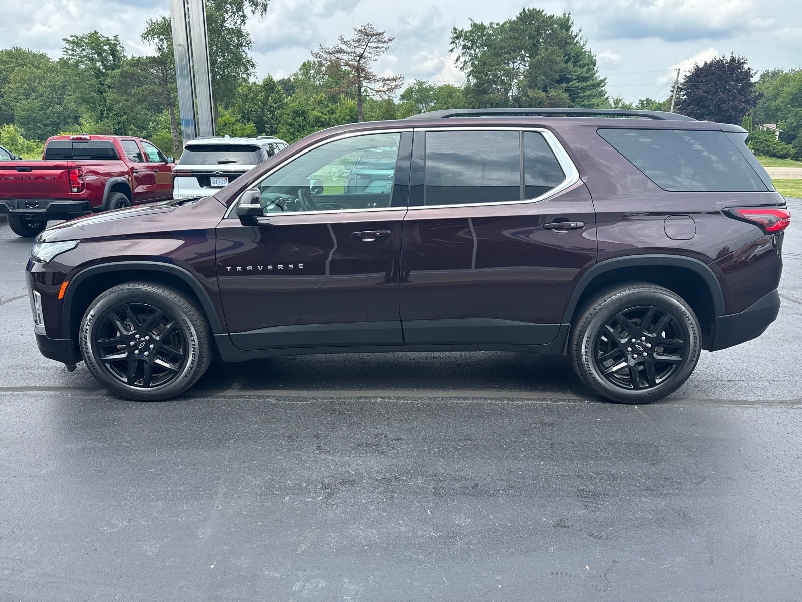 2023 Chevrolet Traverse LT Cloth
