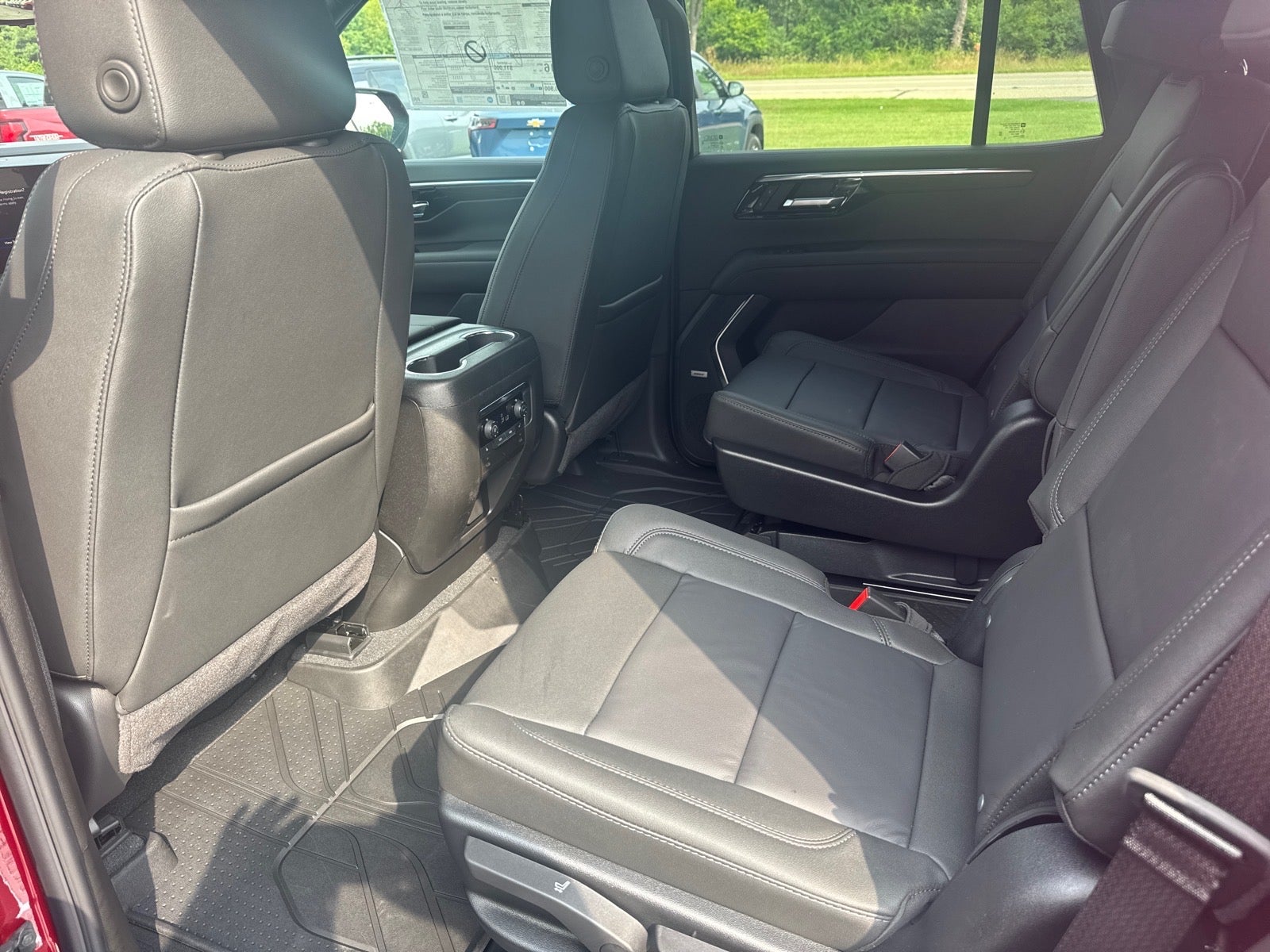 2026 Chevrolet Tahoe Z71 - Photo 17