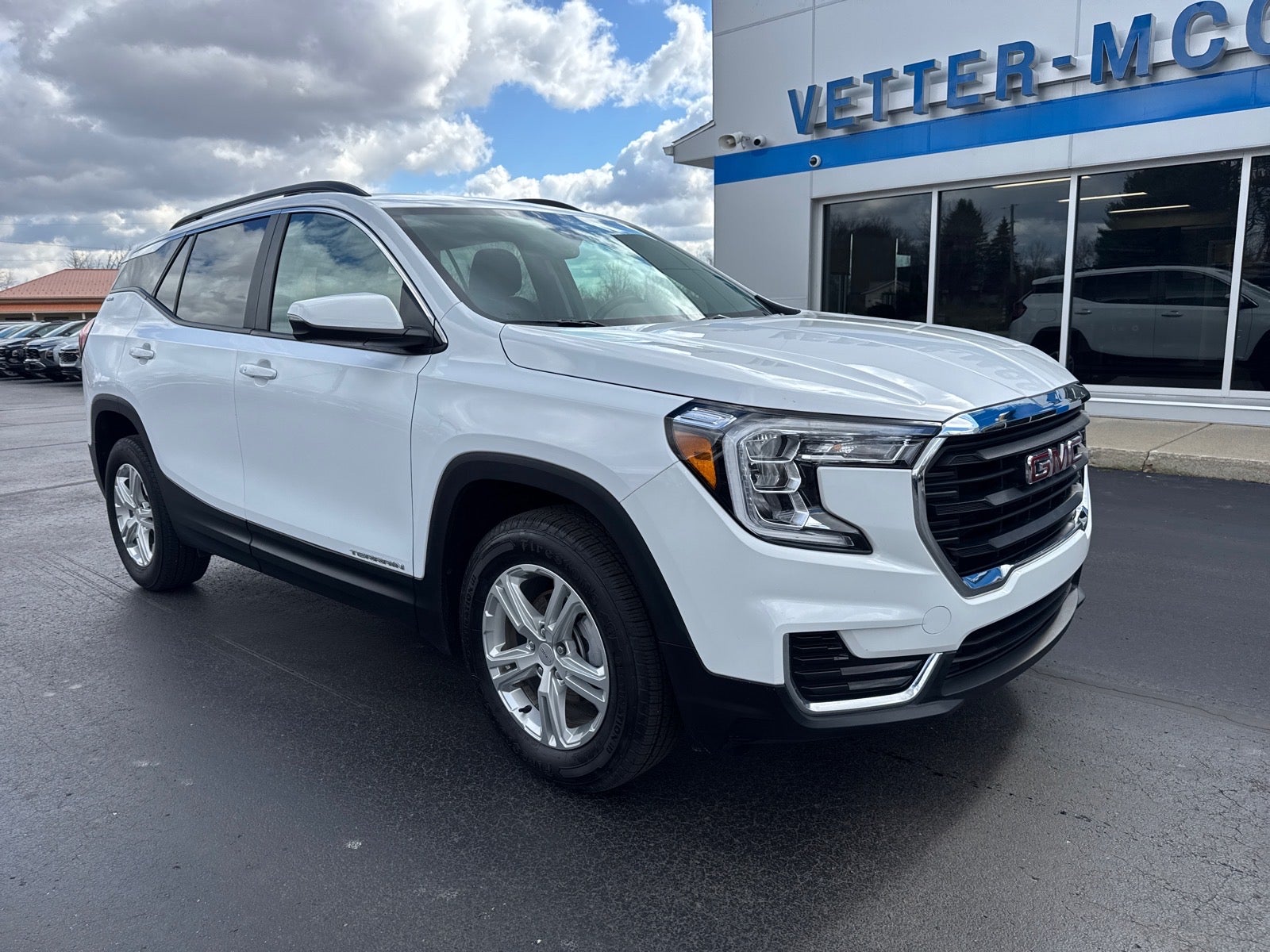 2024 GMC Terrain SLE