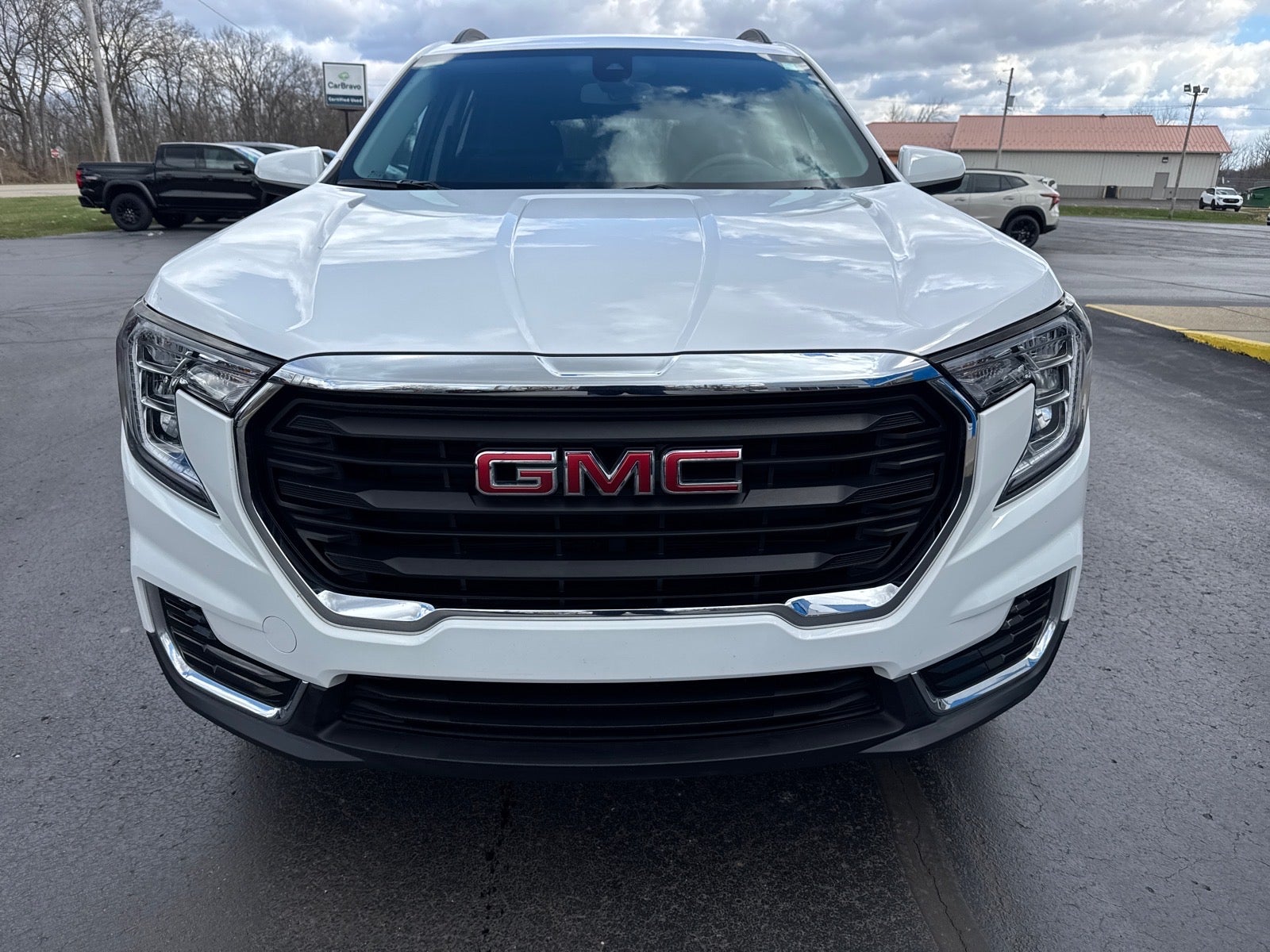 2024 GMC Terrain SLE