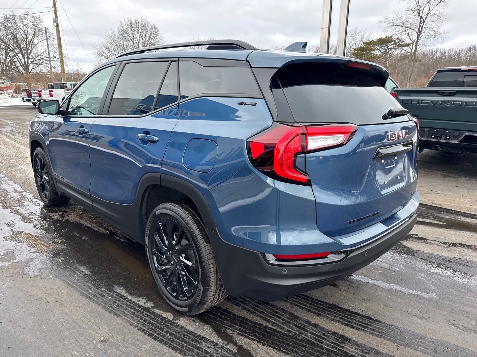 2024 GMC Terrain SLE