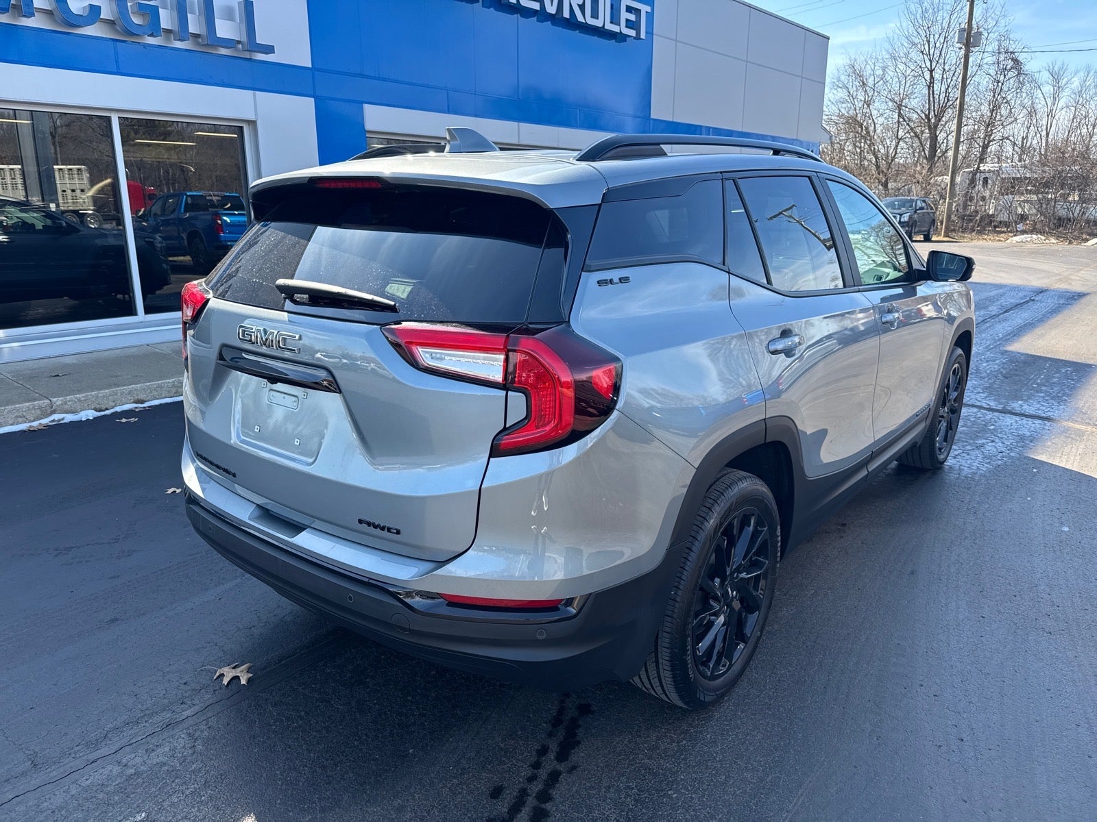 2023 GMC Terrain SLE