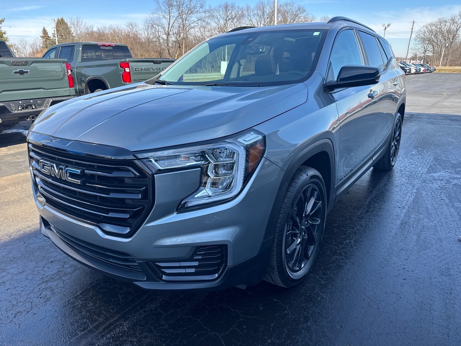 2023 GMC Terrain SLE