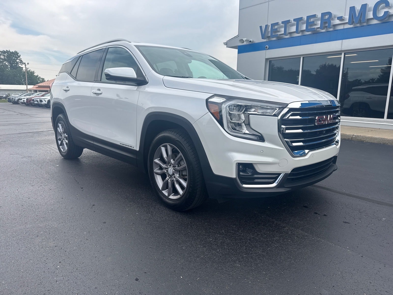2024 GMC Terrain SLT