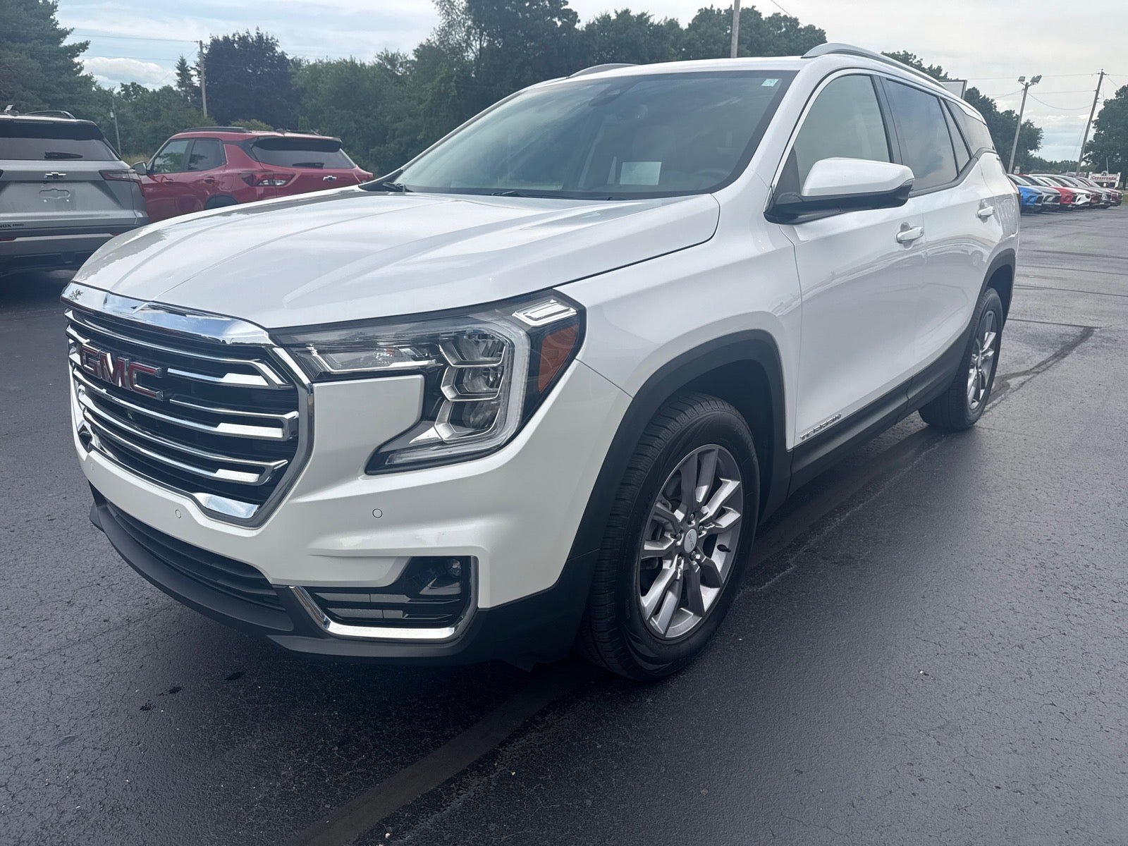 2024 GMC Terrain SLT