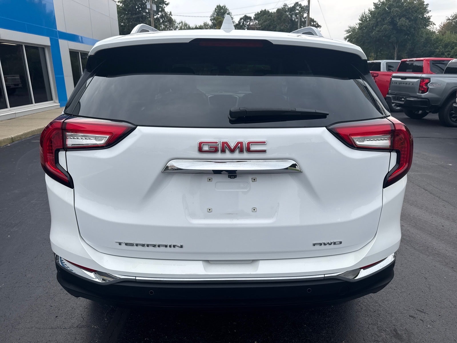 2023 GMC Terrain SLT