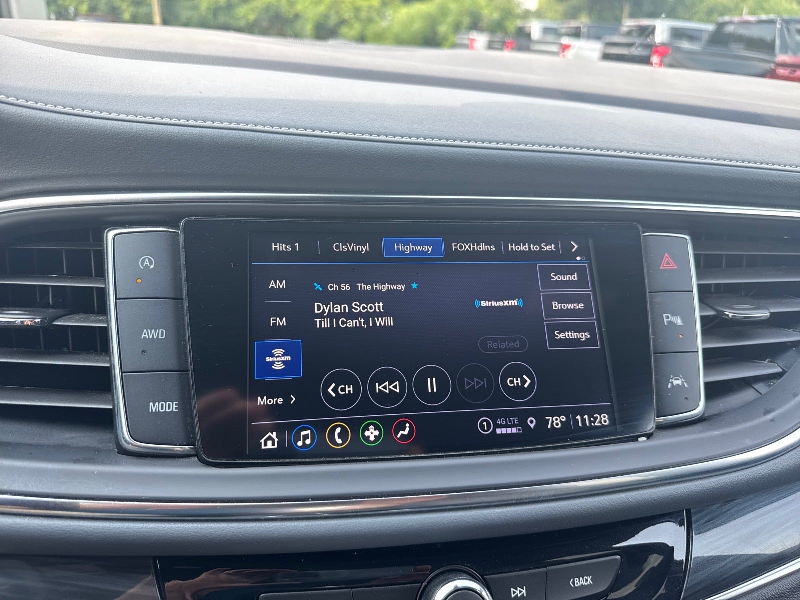 2023 Buick Enclave Essence