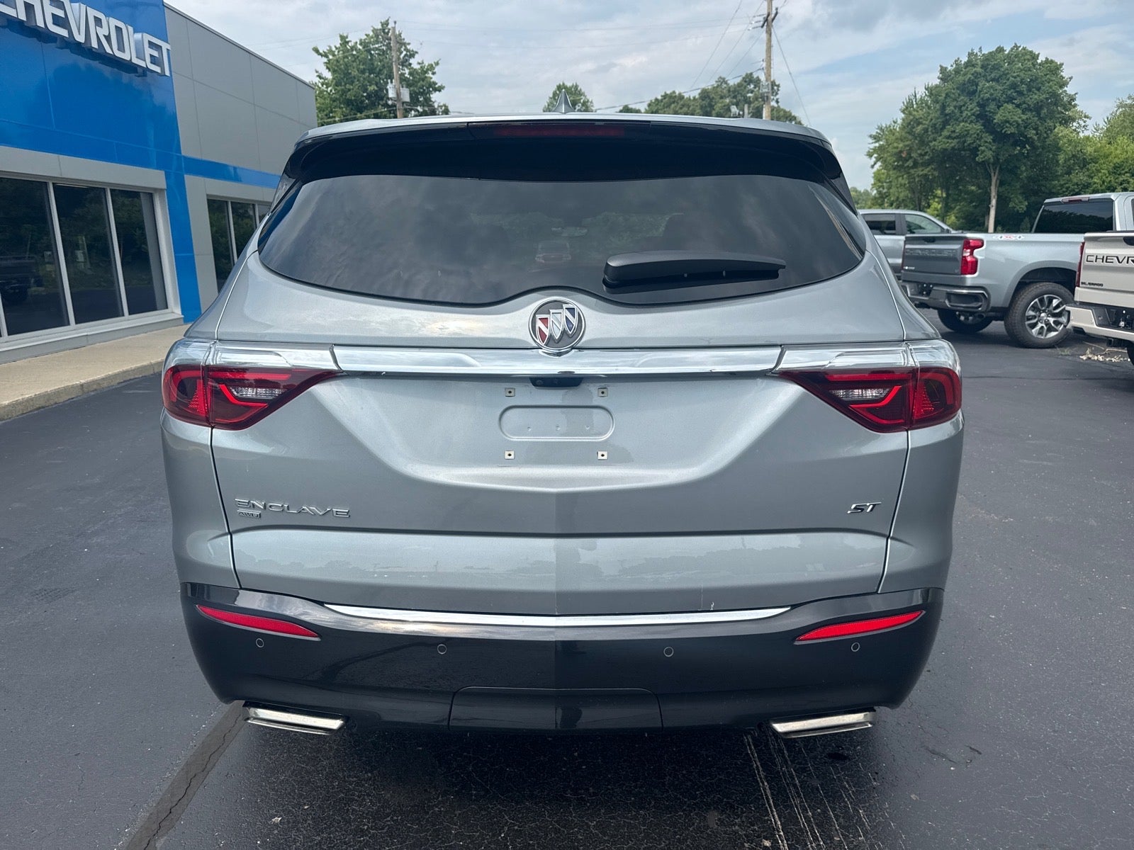 2023 Buick Enclave Essence