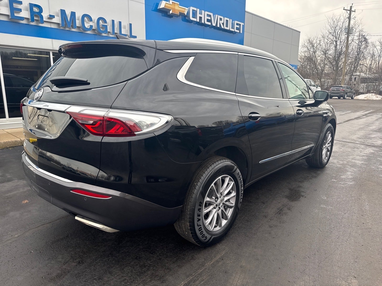 2023 Buick Enclave Essence