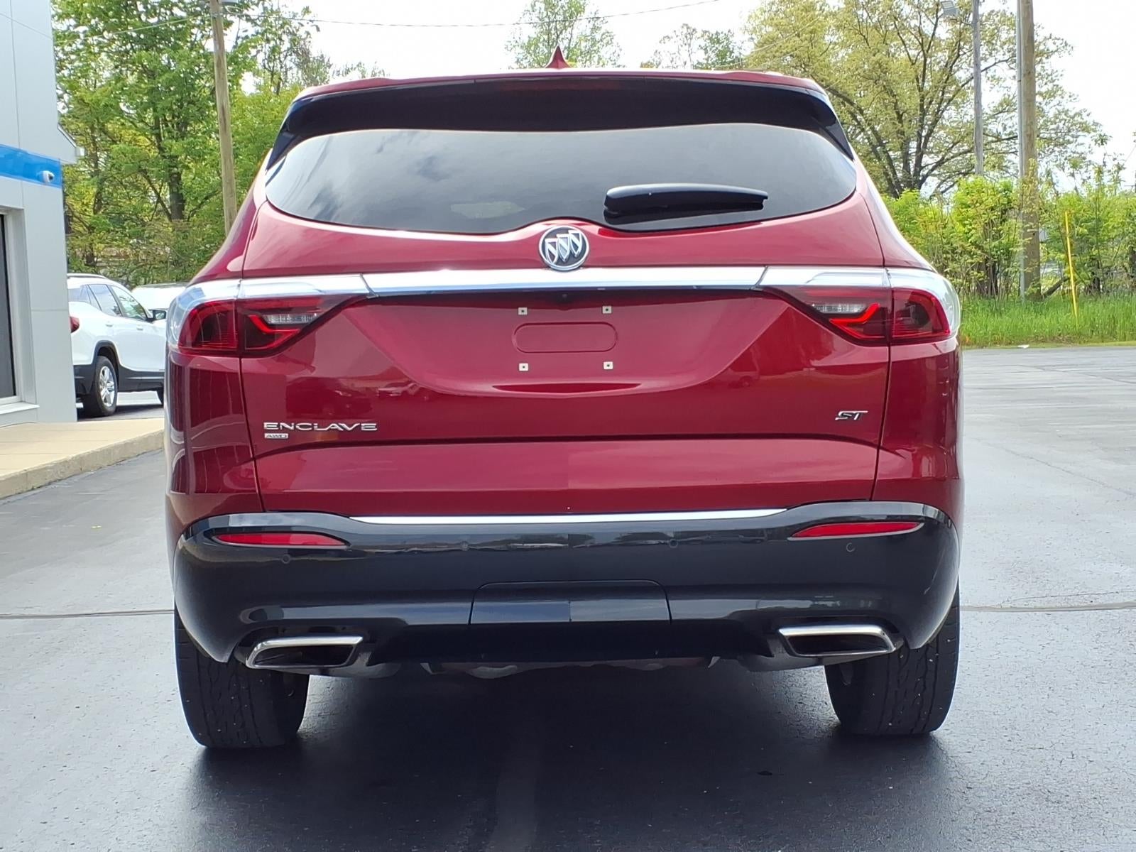 2023 Buick Enclave Essence
