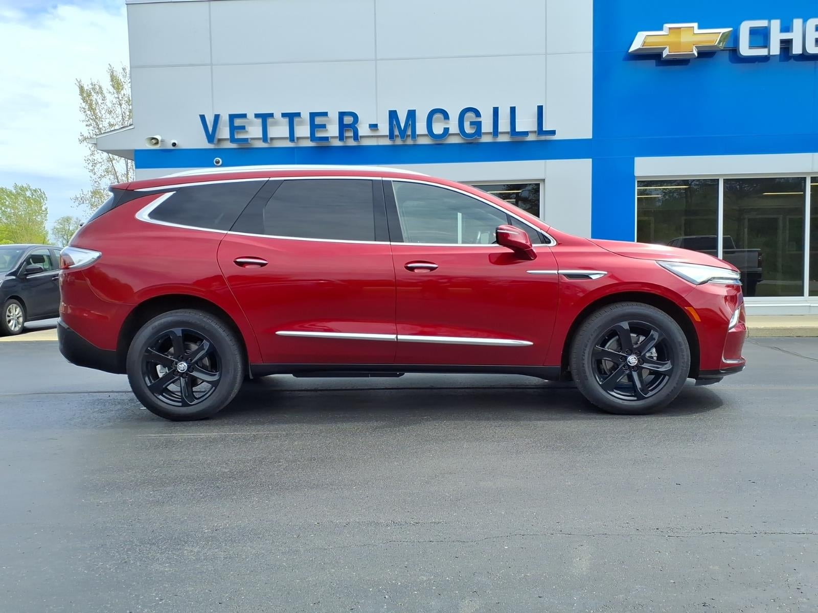 2023 Buick Enclave Essence