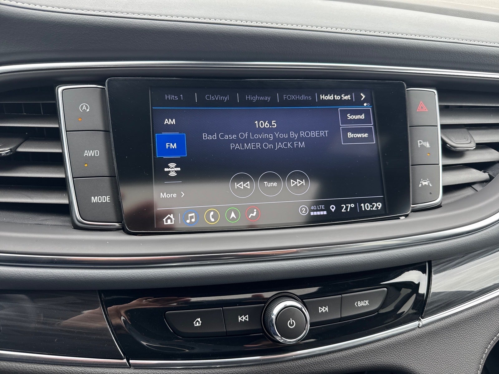 2024 Buick Enclave Essence