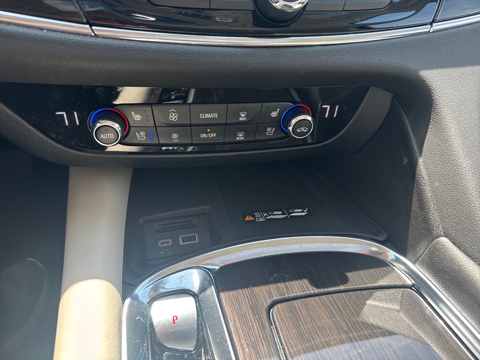 2023 Buick Enclave Premium